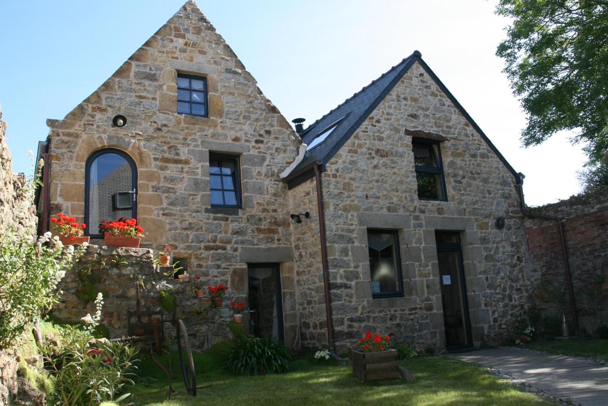 Le Magasin A Sel Bed and Breakfast Crozon Exteriör bild