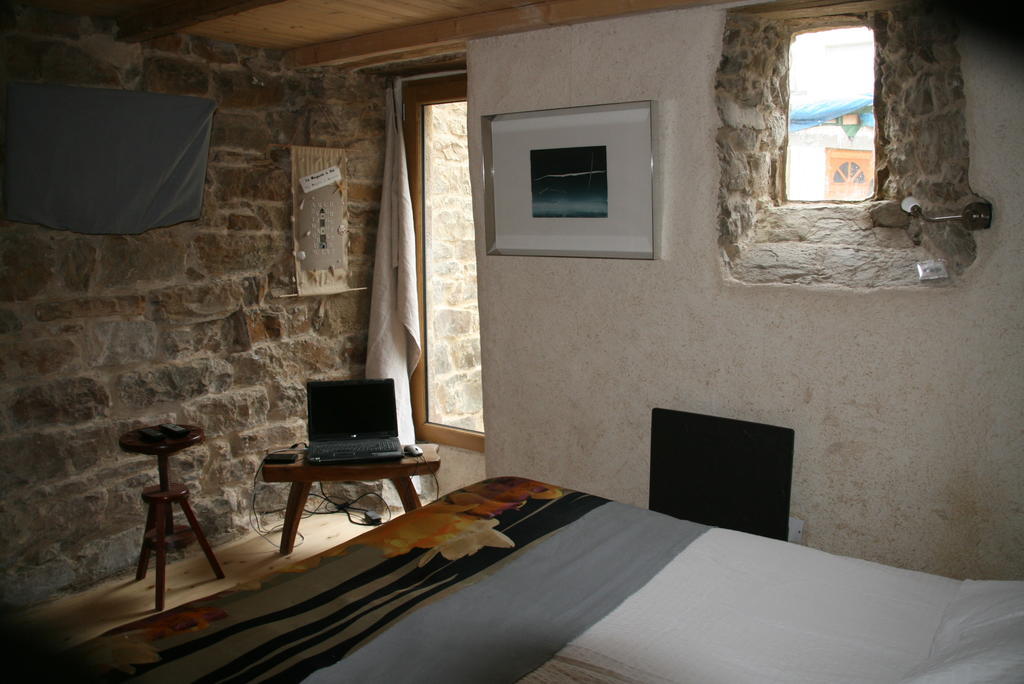 Le Magasin A Sel Bed and Breakfast Crozon Rum bild